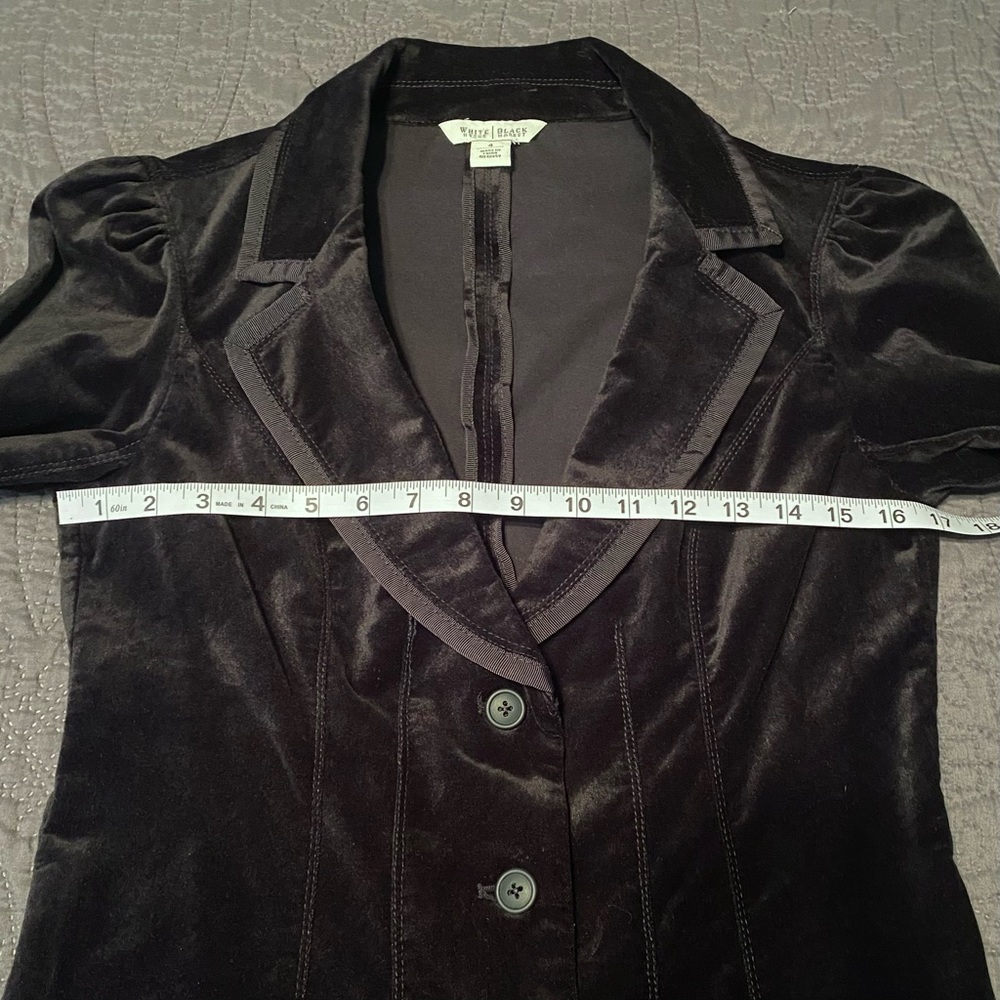 White House Black Market Black Velvet Blazer - Picture 9 of 13